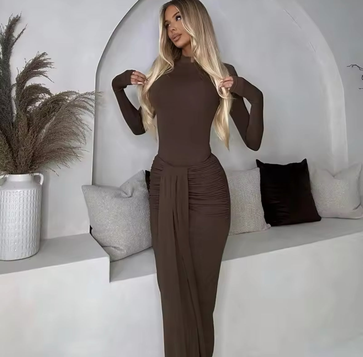 Eleganz Pur Figurbetonendes Maxikleid mit Raffungen