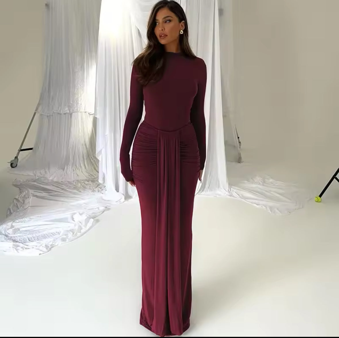 Eleganz Pur Figurbetonendes Maxikleid mit Raffungen