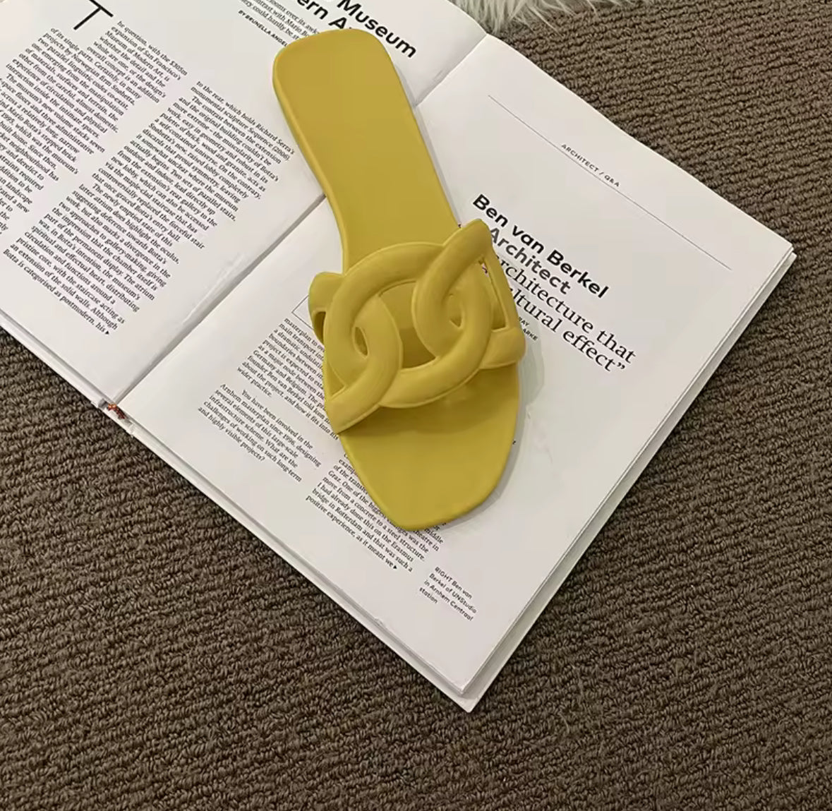 Héra Cut-Out Slides