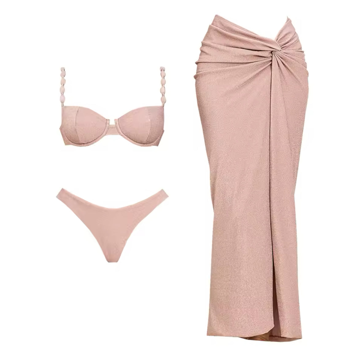 Roséfarbener Bikini mit passendem Wickelrock – stilvolles Sommer-Set für Strand und Pool