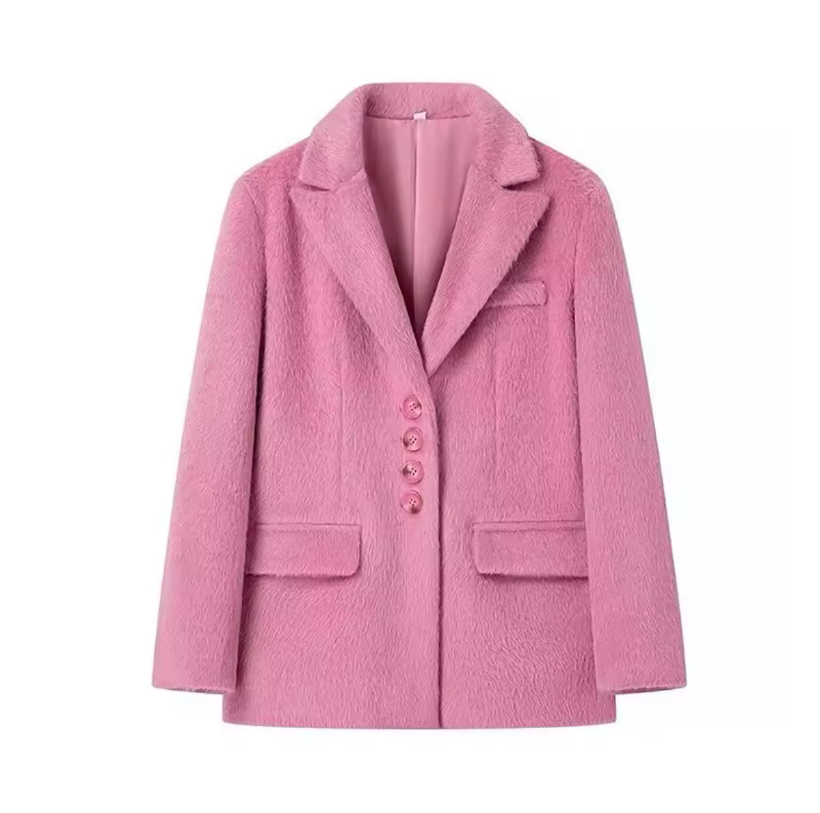 Eleganter Oversized-Mantel aus flauschigem, strukturiertem Material mit klassischem Blazer-Schnitt. Verfügbar in Rosa, Beige und Grau – perfekt für einen luxuriösen, stilvollen Look mit modernem Touch.