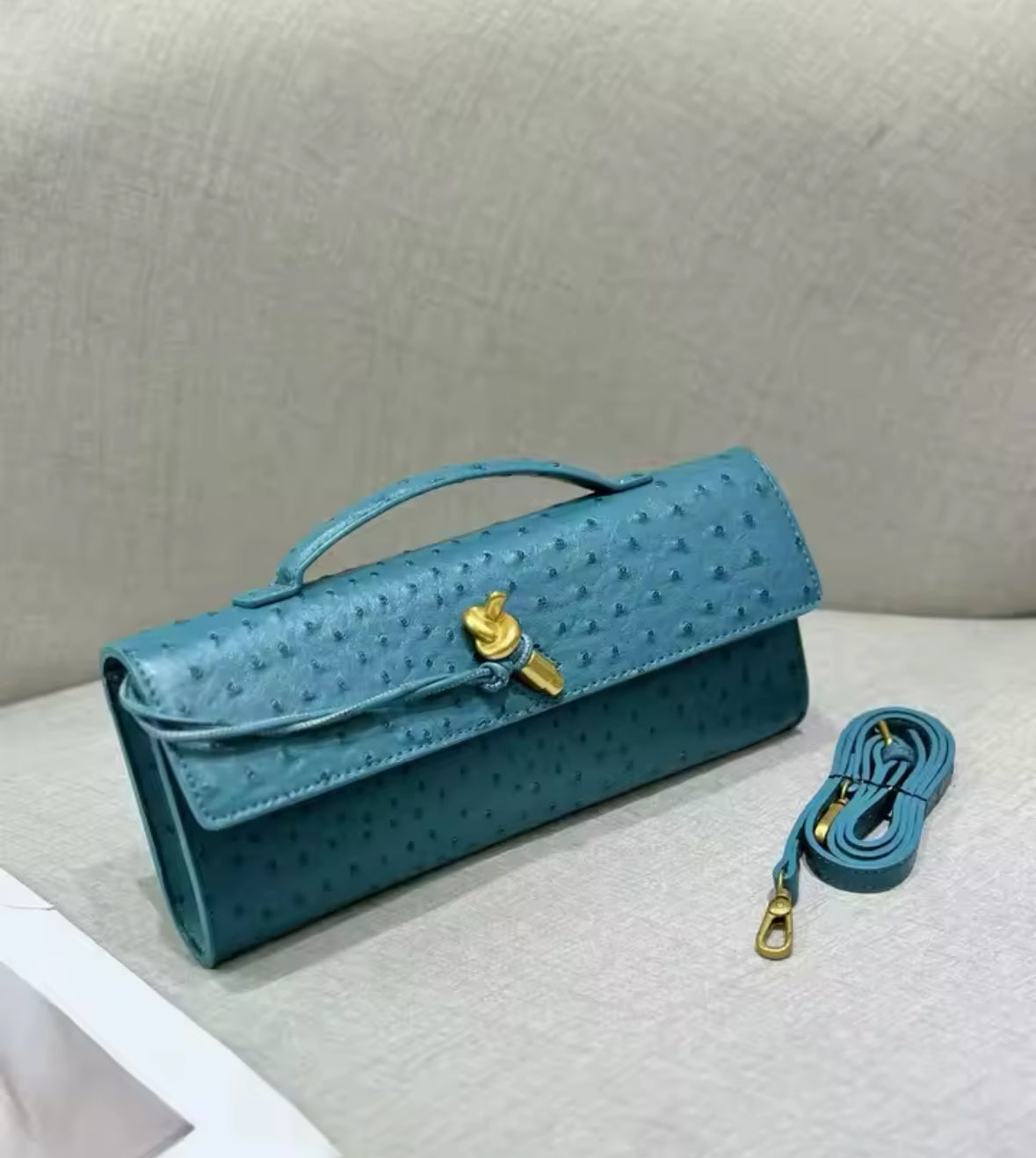 Andiamo Clutch