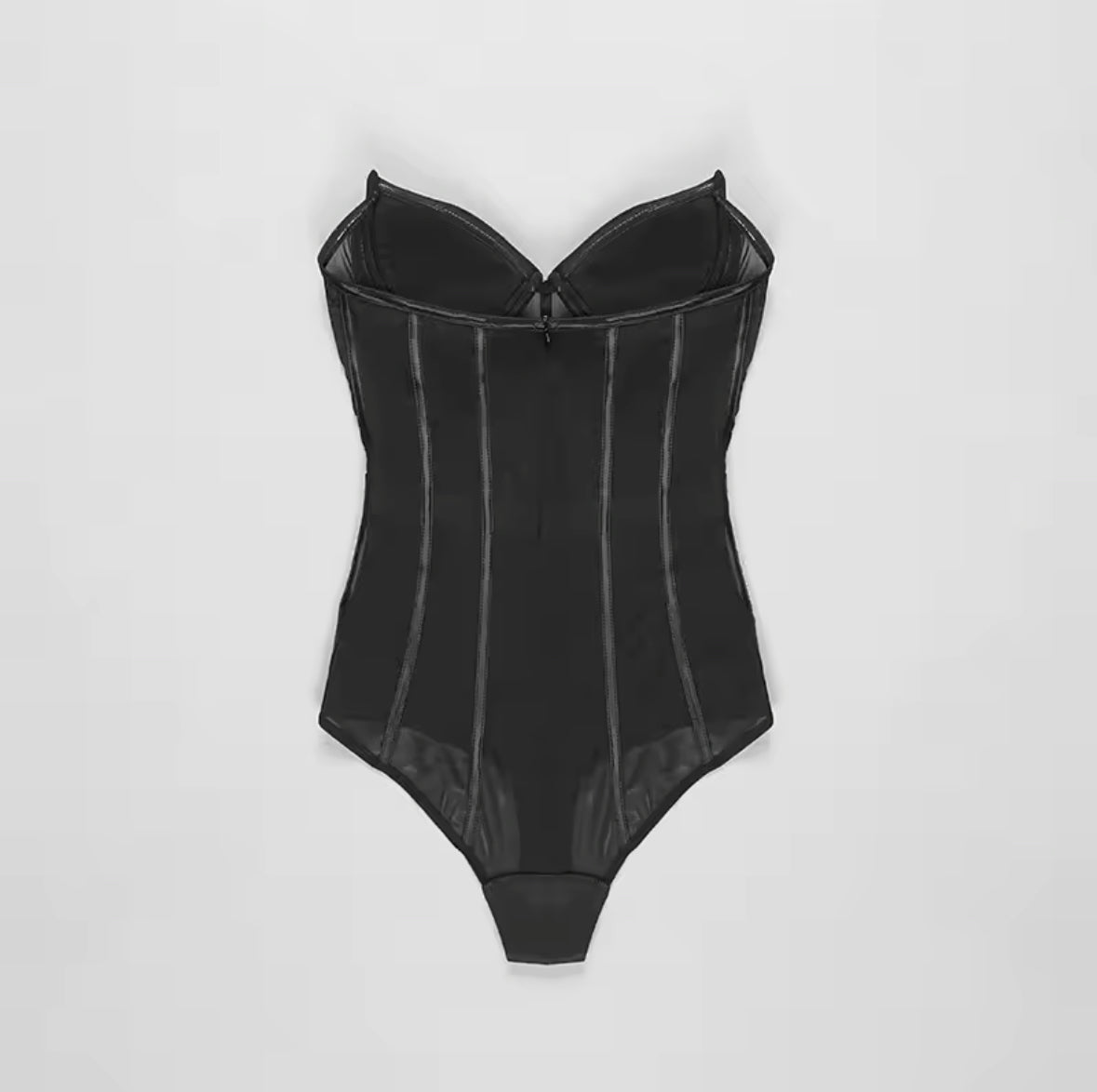 Elegant Empowerment – Corsets für selbstbewusste Auftritte