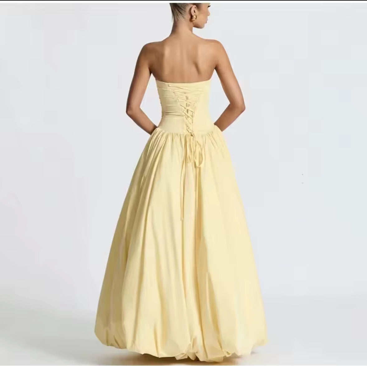 Éclat Élégance Dress