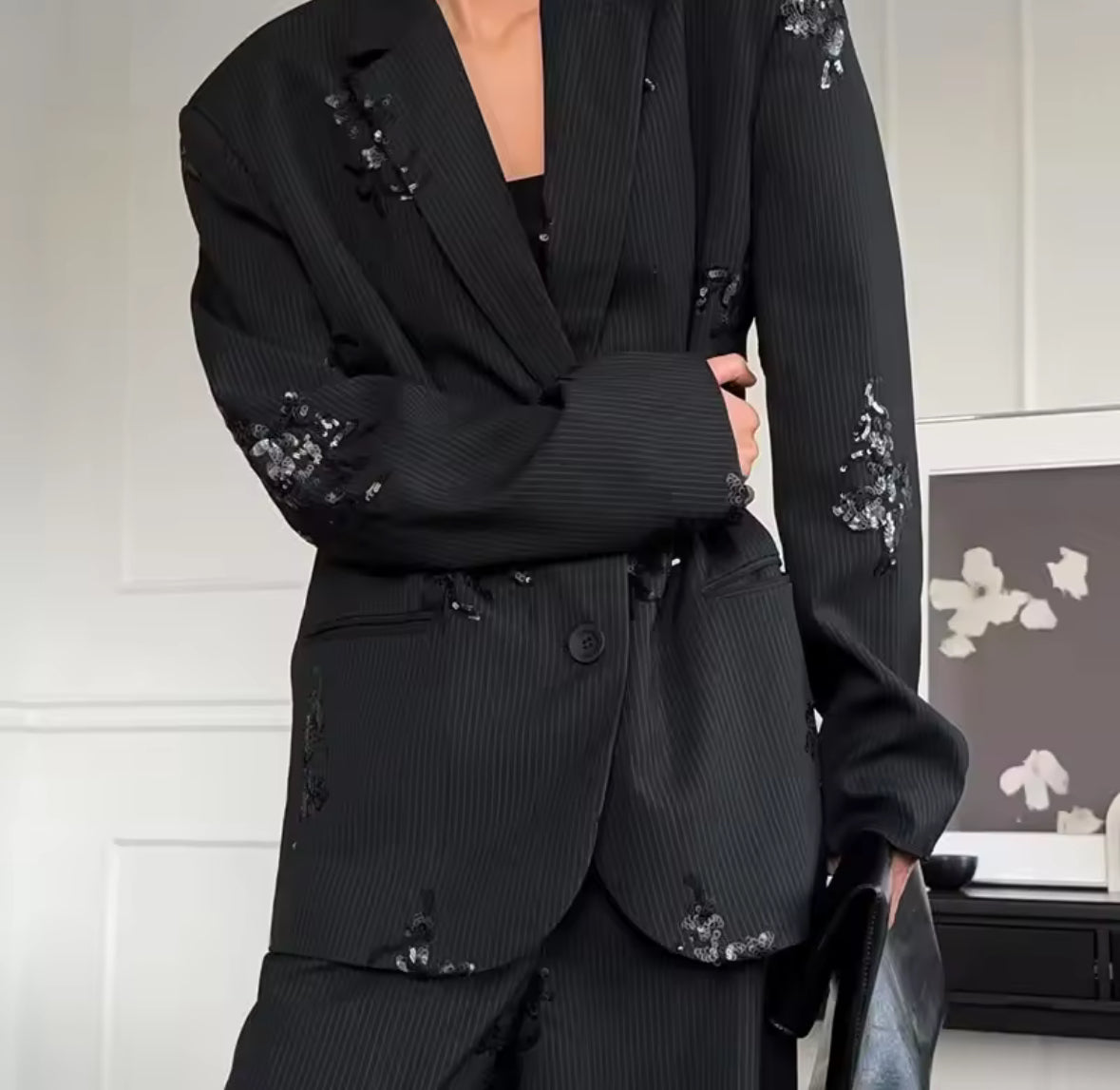 Noir Éclat Suit Set