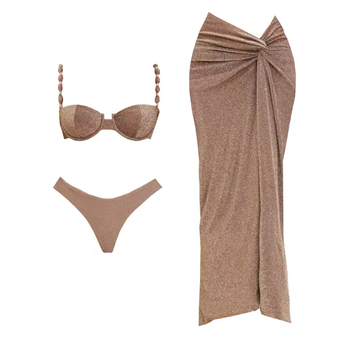 Komplettes Set aus Bikini und Wickelrock in Bronze – edler Sommer-Look.