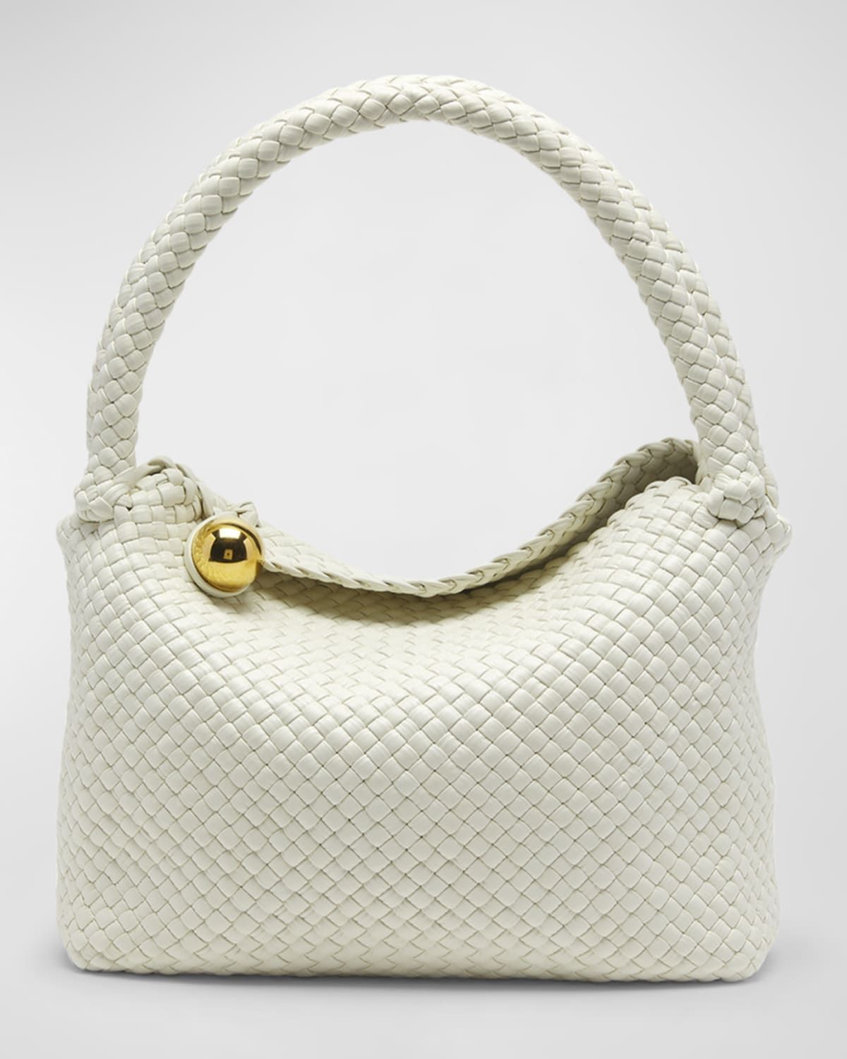 Luxuriöse, handgeflochtene Ledertasche mit goldener Kugelverzierung. Das elegante Design verleiht jedem Look einen Hauch von Raffinesse. Verfügbar in verschiedenen Farben, darunter Schwarz, Braun, Grün, Bordeaux, Silber und Pastelltöne.