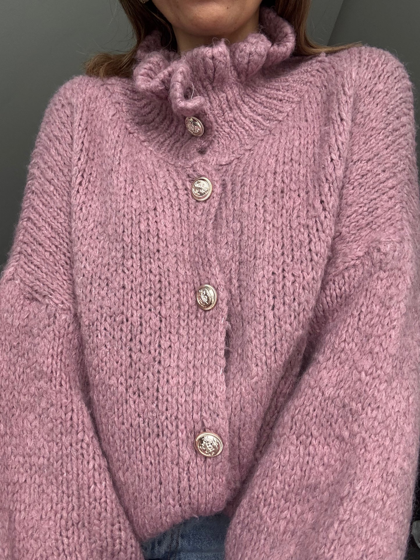Süße Damen-Strickjacke mit Blumenrand