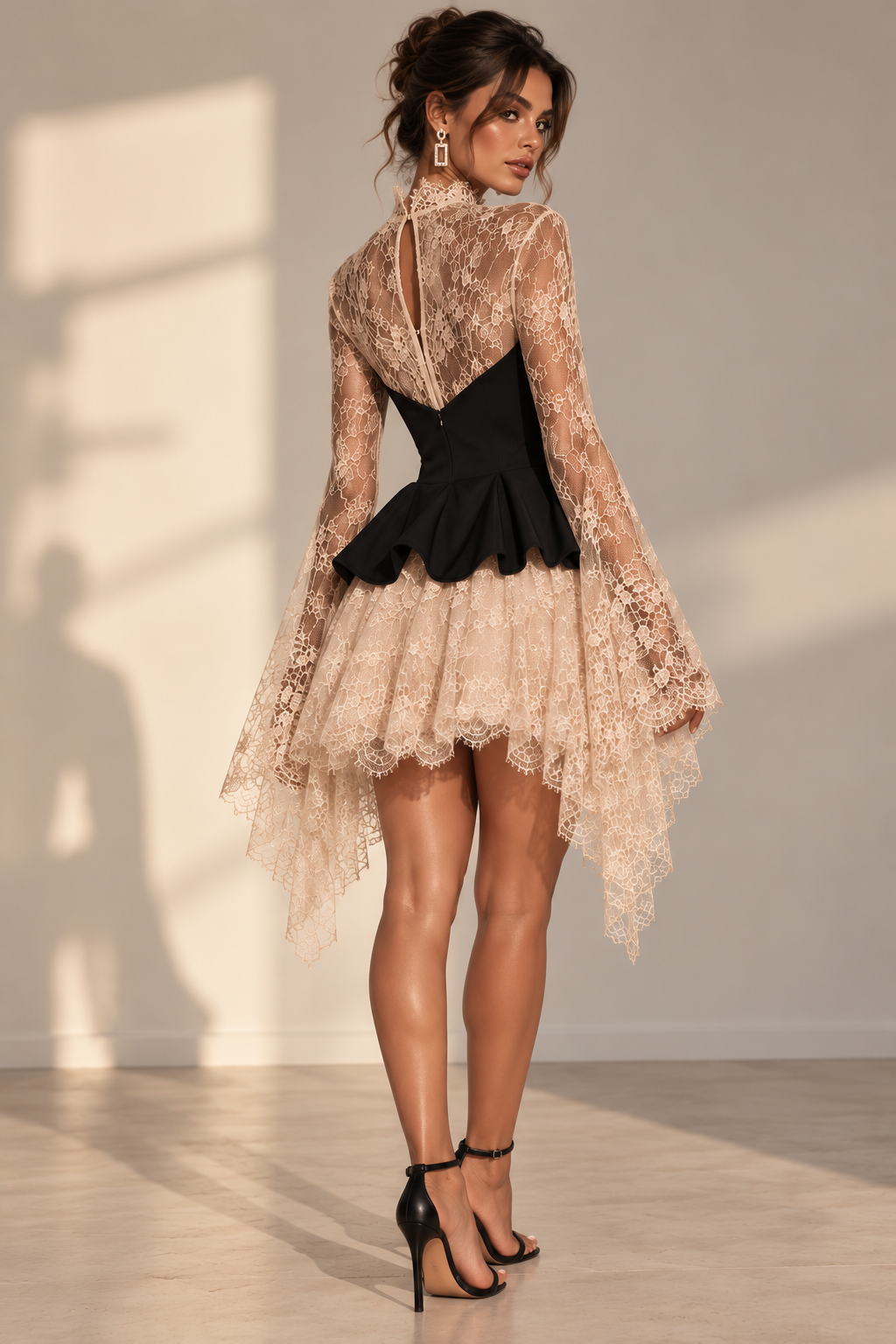 Corsagenkleid mit Spitze