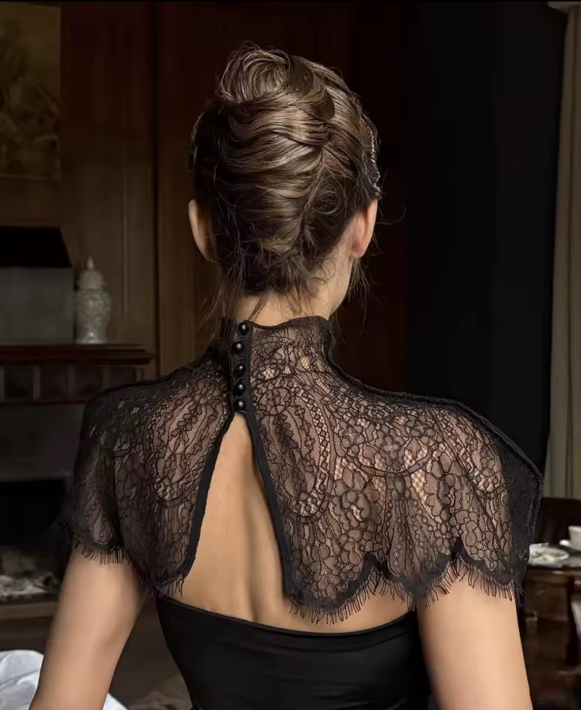 Noir Lace Couture Kleid