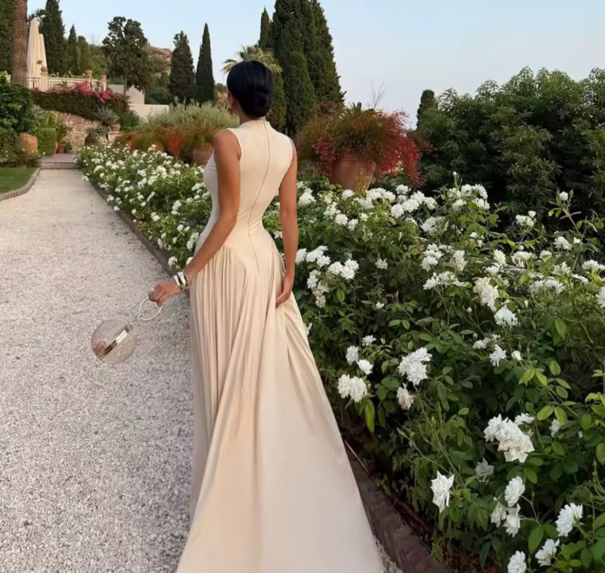 Élise Sculpt Maxi Dress