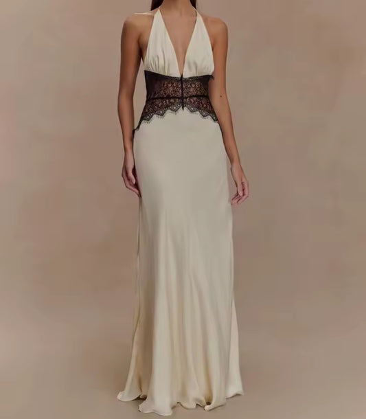Élégance Lace Dress