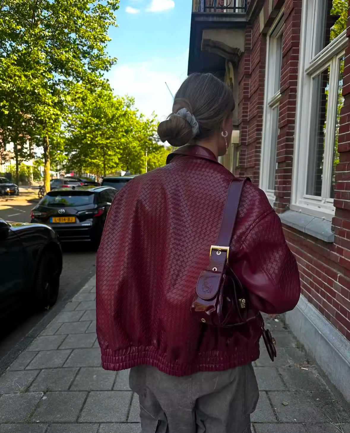 Burgundy Bliss, Loose Fit Lederjacke mit Zipper und Struktur-Design