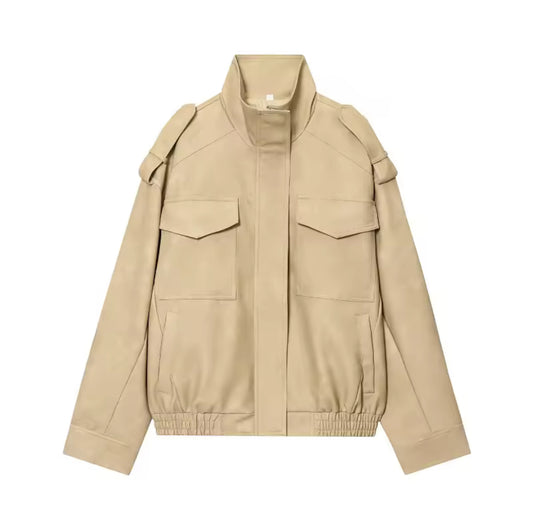 Beige Oversized Jacke in Lederoptik mit hohem Kragen und Taschen – Savage Leather Edition von HB Interieur & Fashion
