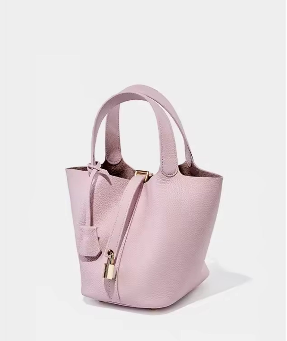 Luxuriöse Bucket Bag aus Echtleder Hochwertiges Design für stilvolle Frauen