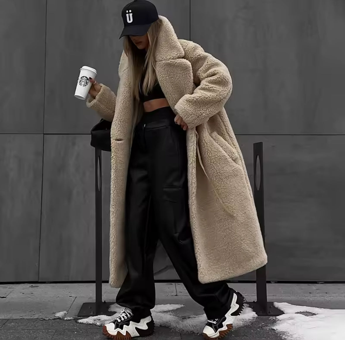Élise Teddy Longcoat