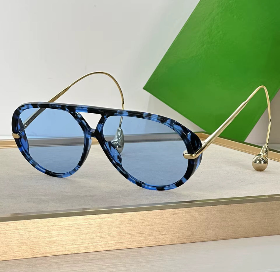 Lunetta B – Bold Edition