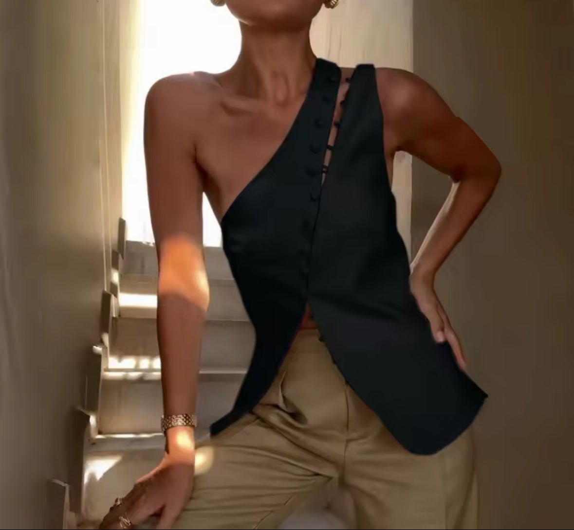Élise One-Shoulder Vest