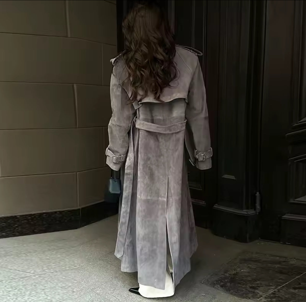 Élégance Suede Trenchcoat