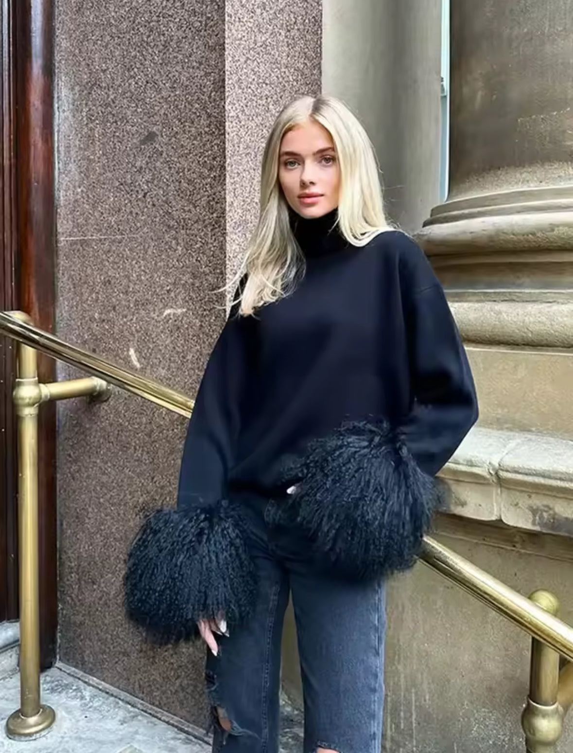 Noir Fluffy Sleeve Knit