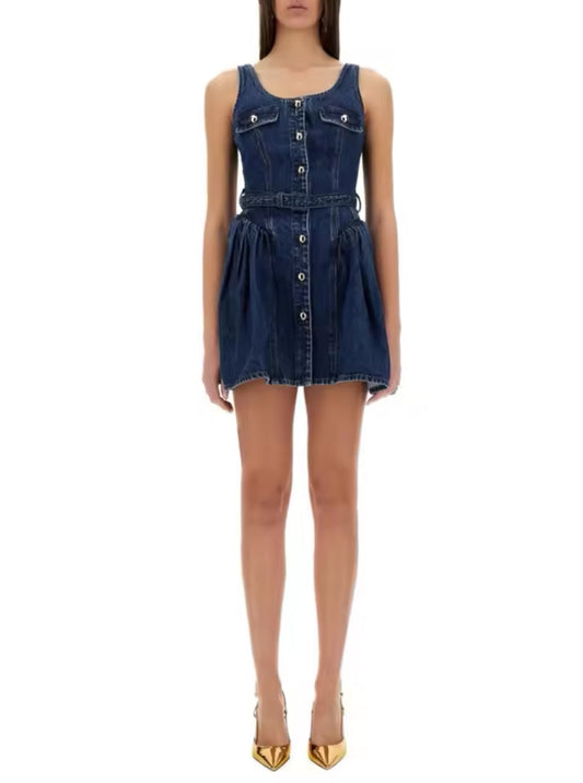Damen Minikleid aus dunkelblauem Denim mit Knopfleiste, Taillengürtel und Brusttaschen – figurbetontes Jeanskleid im luxuriösen Vintage-Stil