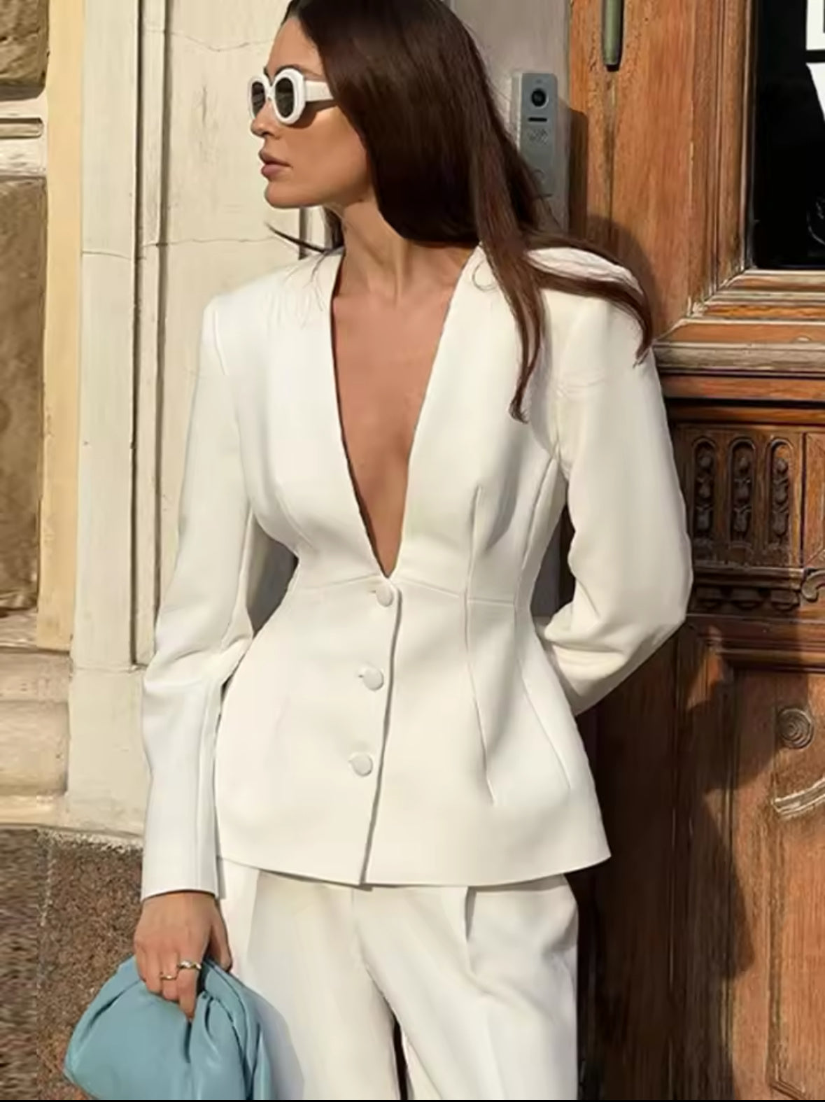 White Elegance Suit