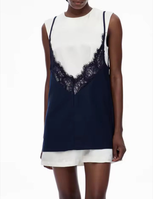 Élise Lace Layer Dress – Marine