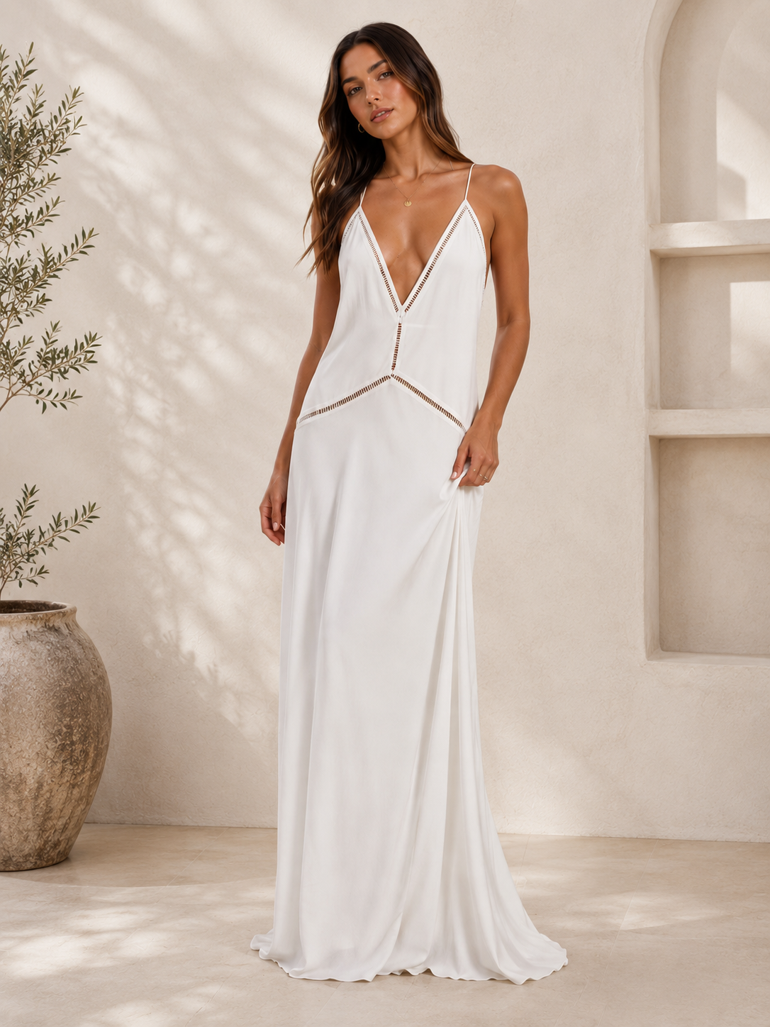 Élise Backless Gown