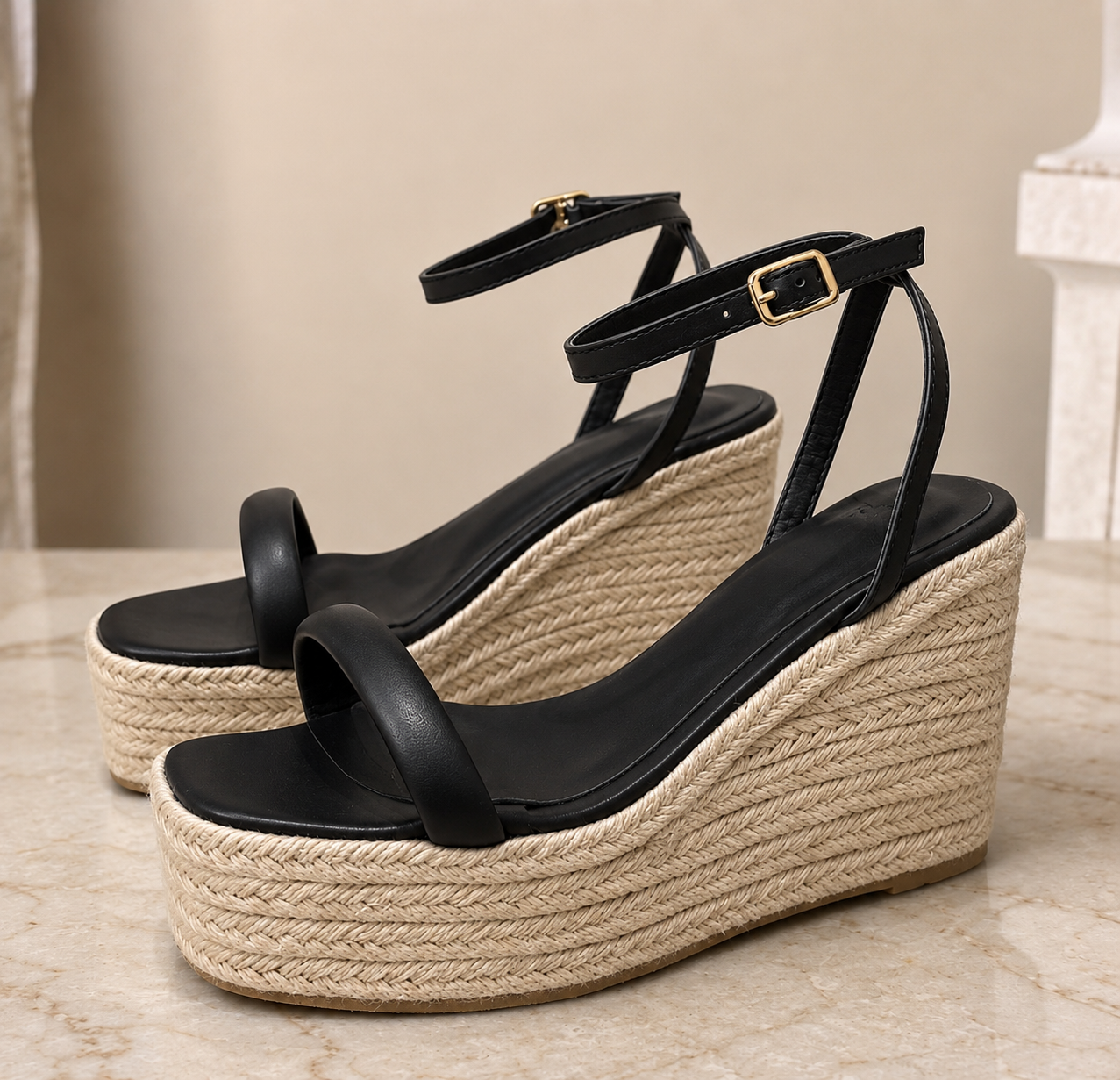 Élise Riviera Wedges