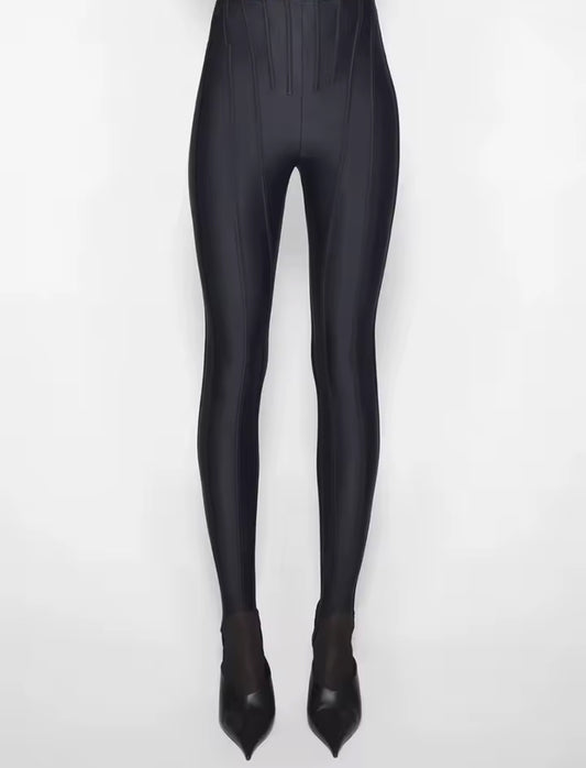 Contour Shape Leggings
