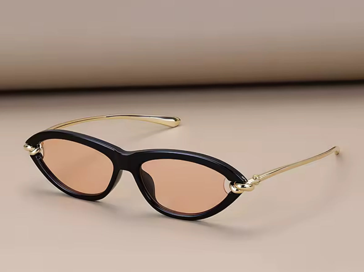 Veneta Muse Cat Eye